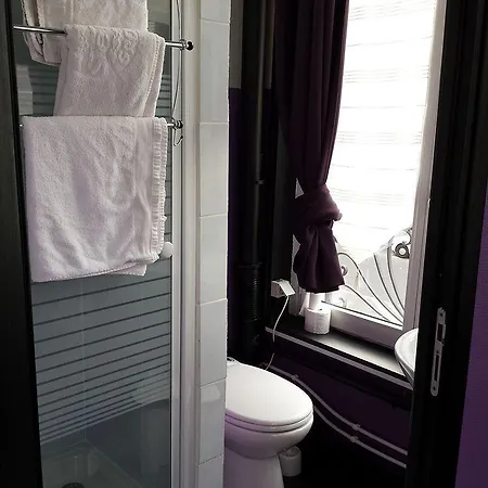 Chopin Hotell 2*