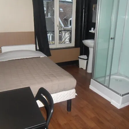 Hotel Chopin 2*